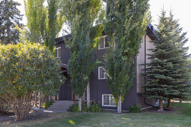 3703 15A St SW in Calgary, AB - Building Photo - Building Photo