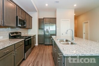 2326 Cohorn Trl in Richmond, TX - Foto de edificio - Building Photo