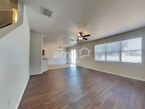 9616 Maxson Dr in Land O Lakes, FL - Building Photo - Building Photo