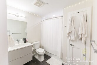 450 Washington St in Boston, MA - Building Photo - Building Photo