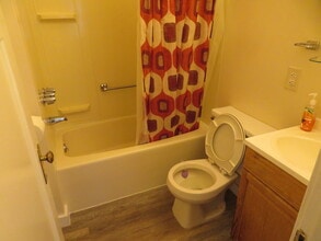 214 1/2 Brown Ave, Unit Apt. 1 in Butler, PA - Building Photo - Building Photo