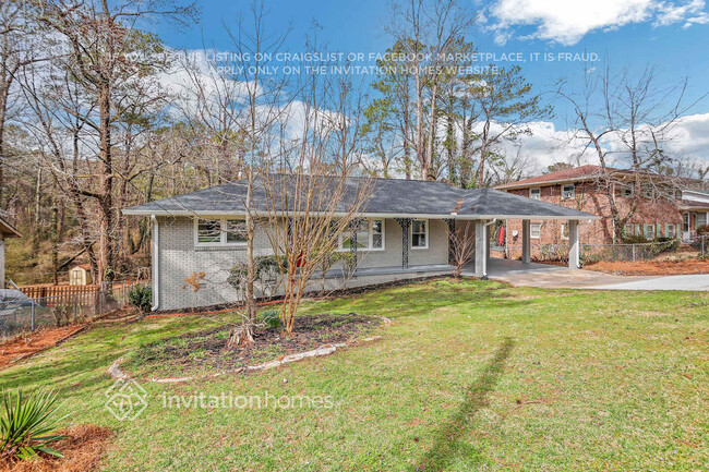 2813 Battlecrest Dr in Decatur, GA - Building Photo - Building Photo