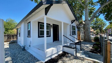 3201 San Jose Way in Sacramento, CA - Building Photo - Building Photo