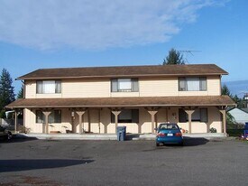 22416 40th Ave E in Spanaway, WA - Building Photo