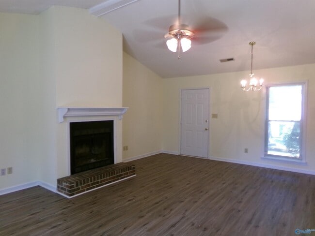 732 Wynsom Dr SE in Huntsville, AL - Building Photo - Building Photo