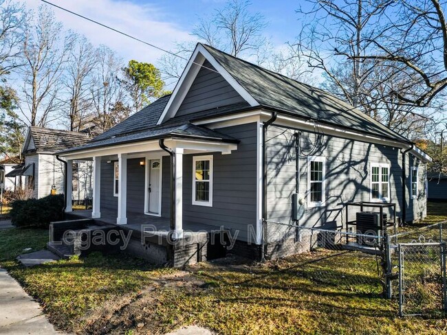 901 Branch St in Rocky Mount, NC - Building Photo - Building Photo