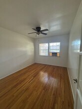 11637 Magnolia Blvd, Unit 11637 in North Hollywood, CA - Foto de edificio - Building Photo