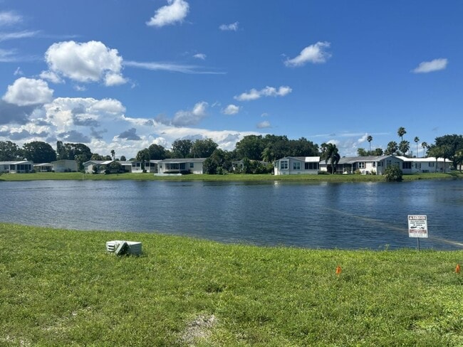 488 Bimini Cay Cir in Vero Beach, FL - Building Photo - Building Photo