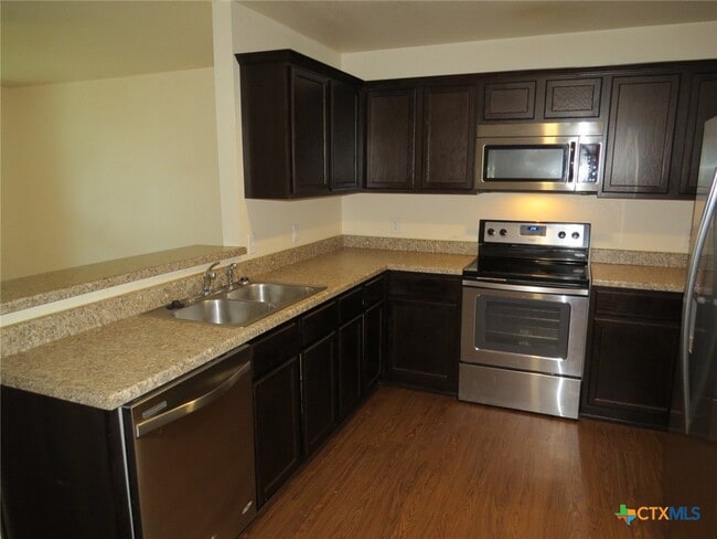 property at 1609 N 10th St