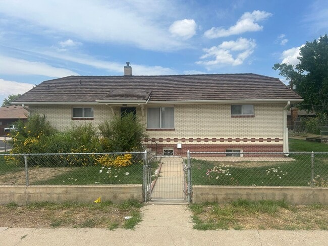 405 Fifth St in Frederick, CO - Building Photo - Building Photo