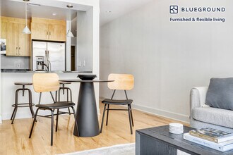 425 Massachusetts Ave NW in Washington, DC - Building Photo - Building Photo
