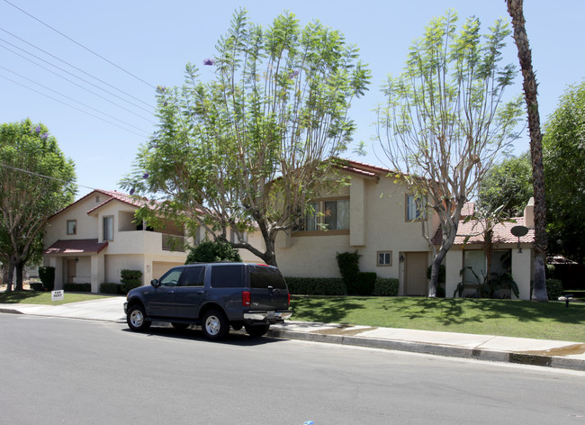 74621 Shadow Hills Rd in Palm Desert, CA - Building Photo - Building Photo