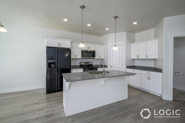 3759 W 2380 N in Lehi, UT - Building Photo - Building Photo