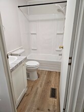 1057 Hibiscus Rd in Moneta, VA - Building Photo - Building Photo