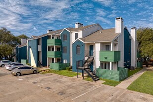 The Lantern Apartments in Austin, TX - Building Photo