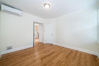 2138 Boston Post Rd in Larchmont, NY - Building Photo - Building Photo