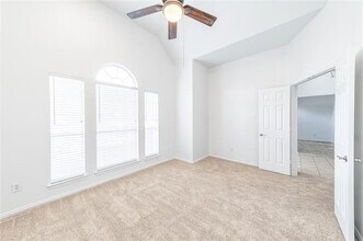 3200 Heatherbrook Dr in Plano, TX - Building Photo - Building Photo