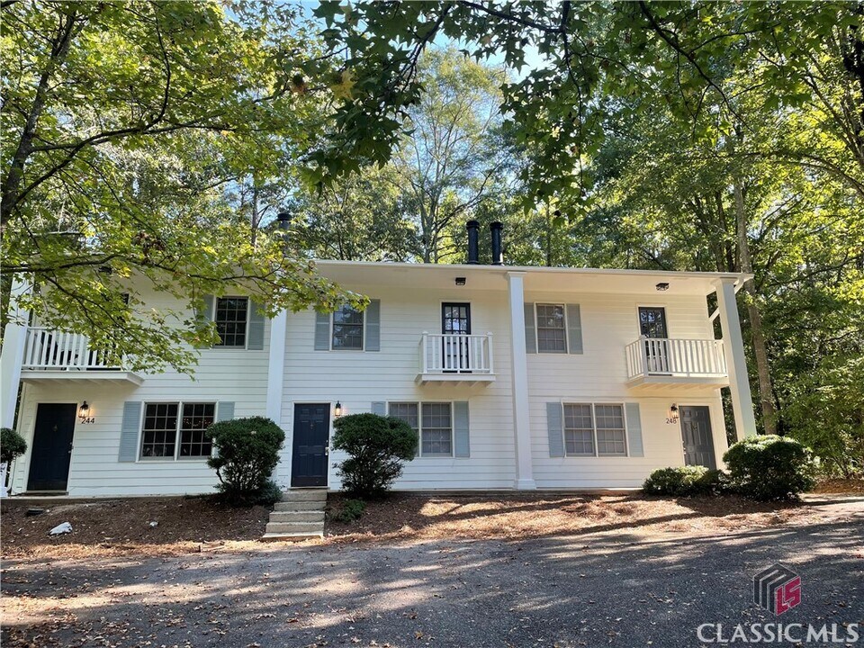 244 Highland Park Dr in Athens, GA - Building Photo