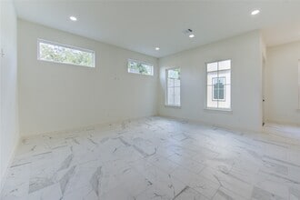 2915 El Fenice Ln in Houston, TX - Building Photo - Building Photo