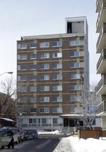 Bronson Ridge Apartments in Ottawa, ON - Building Photo - Building Photo