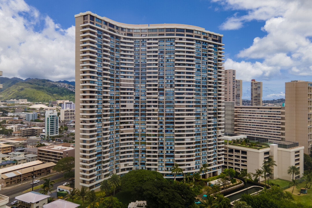 Marco Polo in Honolulu, HI - Building Photo