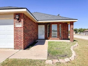 6802 37th St in Lubbock, TX - Building Photo - Building Photo