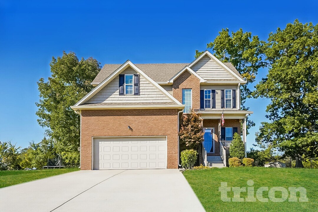 523 Twyla Dr in Lebanon, TN - Building Photo