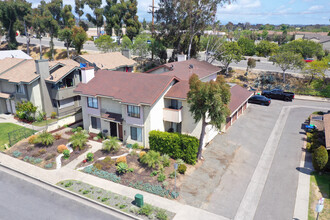 23192 Saguaro St in Lake Forest, CA - Building Photo - Building Photo