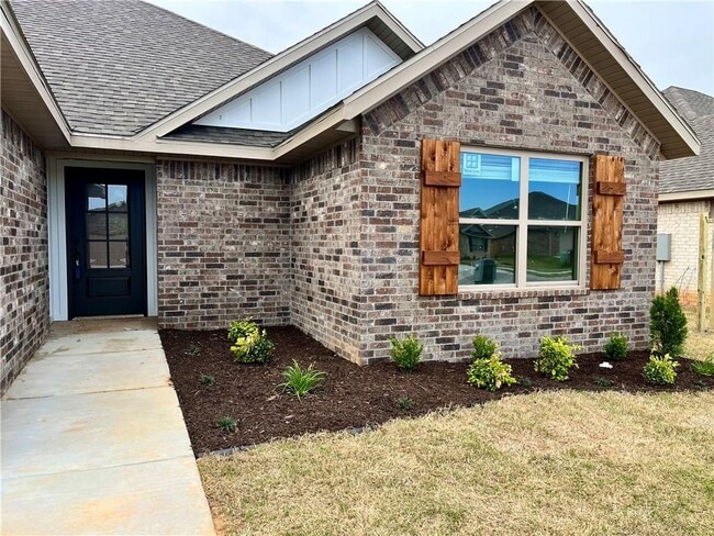 411 Palm St in Centerton, AR - Building Photo - Building Photo