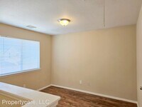 6158 Settlers Lake Cir E photo'