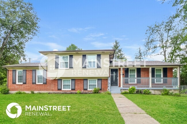 property at 2600 Garden Lake Ln
