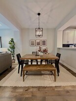 11855 NE 162nd Ln in Bothell, WA - Building Photo