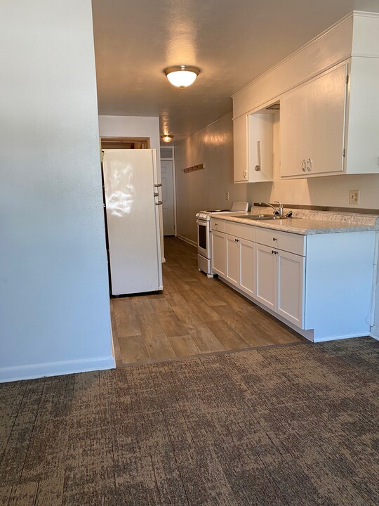 5739 Marble Ave in Mountain Iron, MN - Building Photo