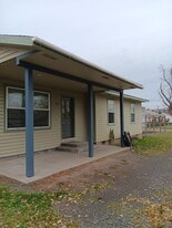 1901 Birch St in Elgin, OR - Building Photo