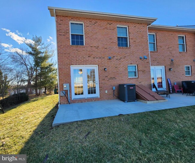 22 Alcha Wy in Martinsburg, WV - Building Photo - Building Photo