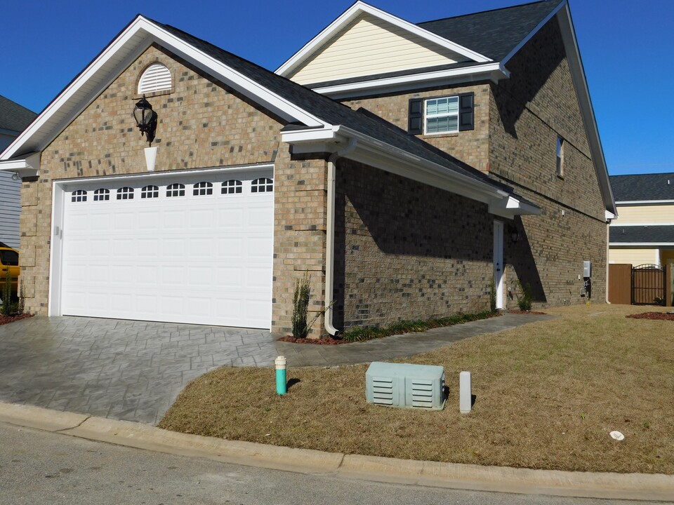 1617 Pickford Ln in Florence, SC - Building Photo