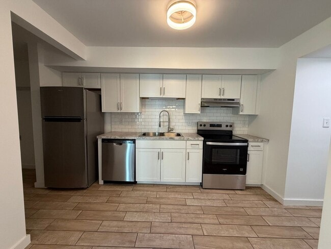 218 Myrtlewood Cir in Jacksonville, NC - Building Photo - Building Photo