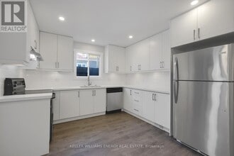 89 Orchard View Blvd in Oshawa, ON - Building Photo - Building Photo