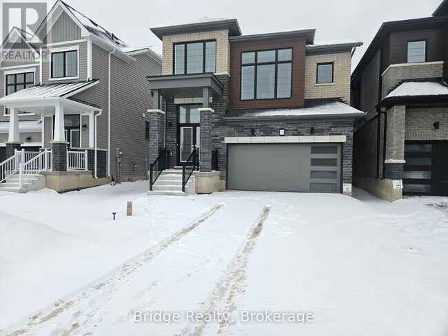 179 Gillespie Dr in Brantford, ON - Building Photo - Building Photo