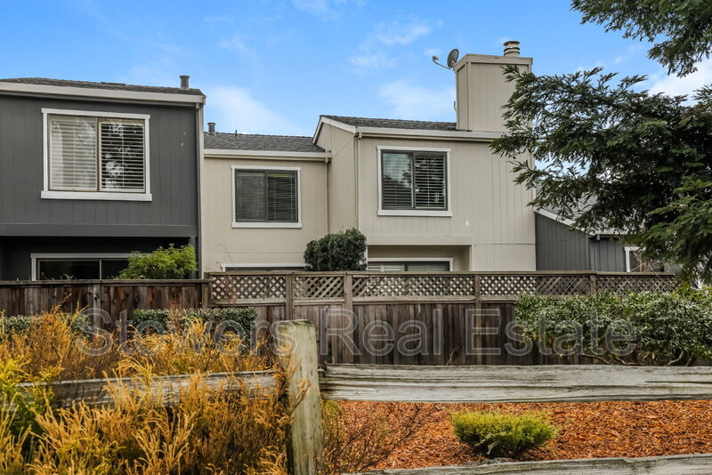 103 Cypress Point Way in Moraga, CA - Building Photo