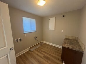 7912 MacArthur Blvd in Vancouver, WA - Building Photo - Building Photo