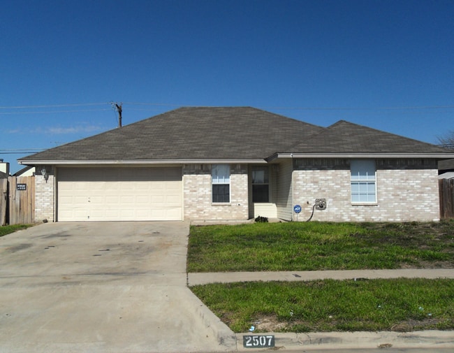 2507 Westwood Dr