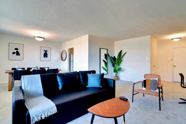 1600 S Eads St in Arlington, VA - Building Photo - Building Photo