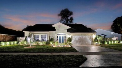 1047 Lake Breeze Dr in Wellington, FL - Building Photo - Building Photo