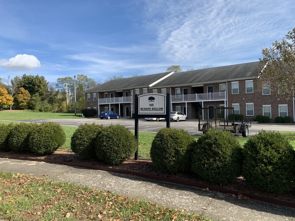 6 Hudson Hollow Road in Frankfort, KY - Building Photo