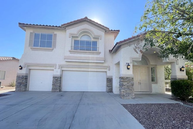 property at 951 Golden Poppy St