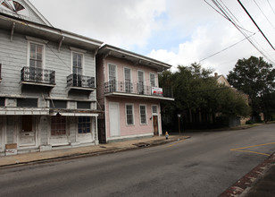 2501 Carondelet St in New Orleans, LA - Building Photo - Building Photo