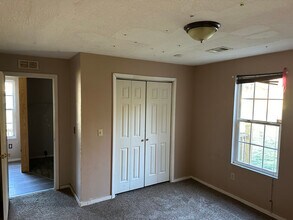 618 Israel Rd in Canton, NC - Building Photo - Building Photo