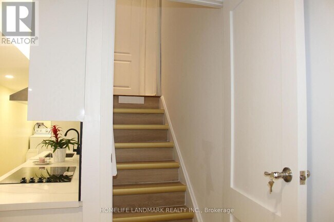 41 Robert Osprey Dr in Markham, ON - Building Photo - Building Photo