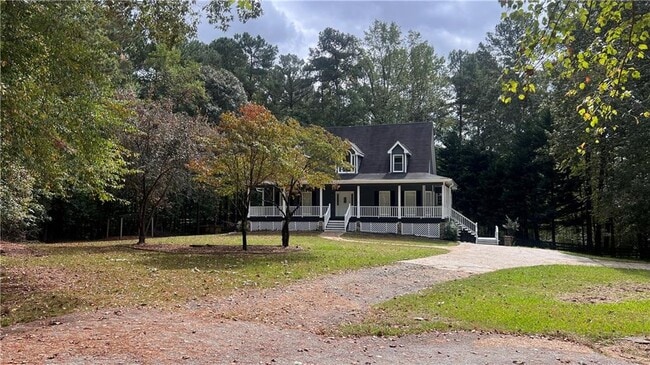8434 Majors Rd in Cumming, GA - Foto de edificio - Building Photo